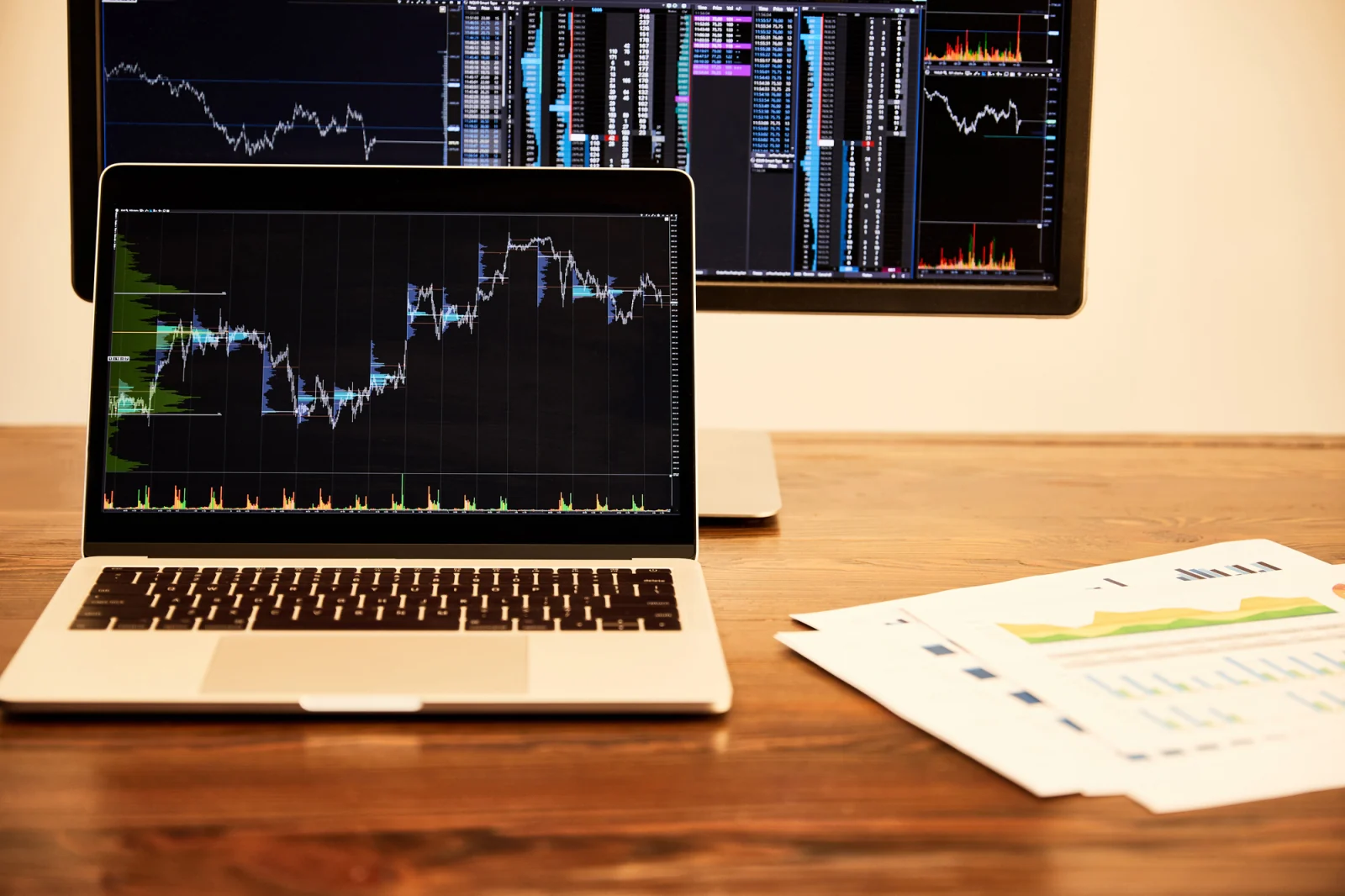 DeTrade: пять продуктов — пять подходов к движению цен