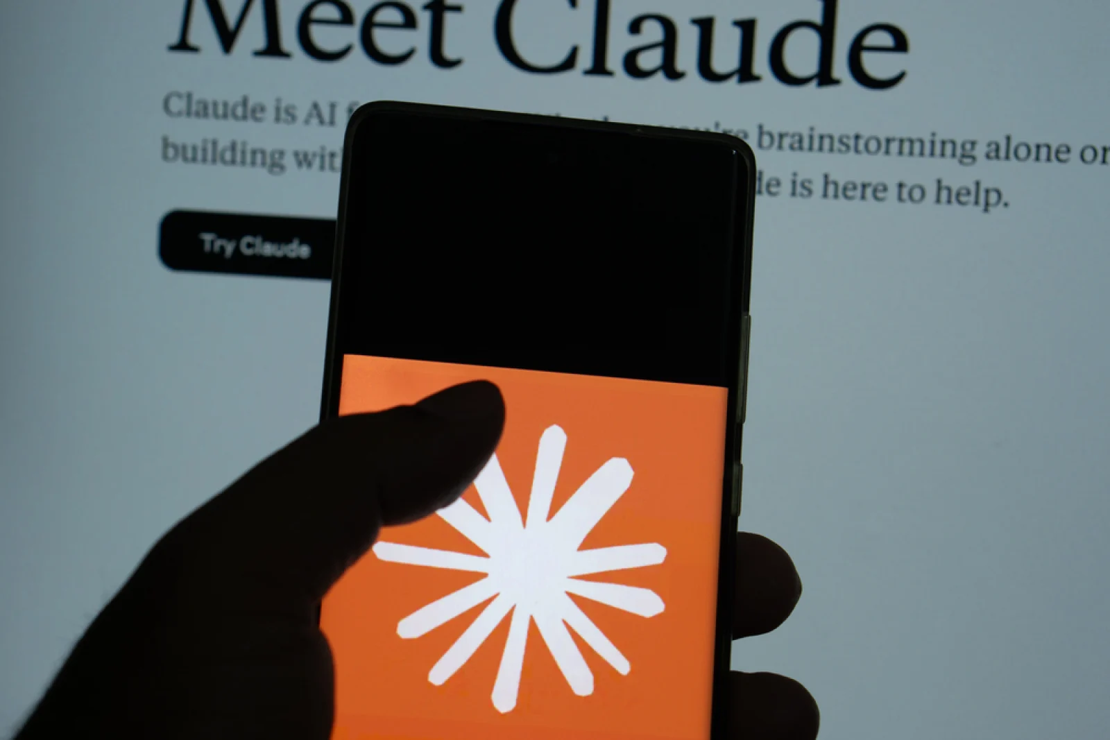Claude Spots $100M Bitcoin Flaw in Just Eight Minutes