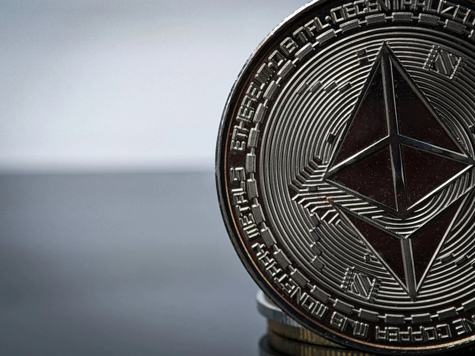 Le croisement doré aidera-t-il Ethereum (ETH) ? Analyse des possibilités