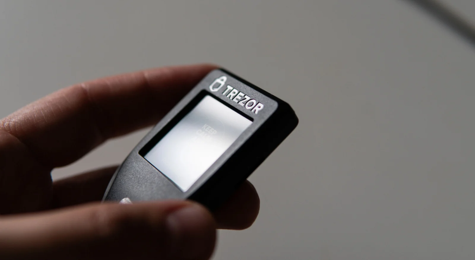 Trezor 用户遭遇第三方数据泄露后的高危钓鱼攻击