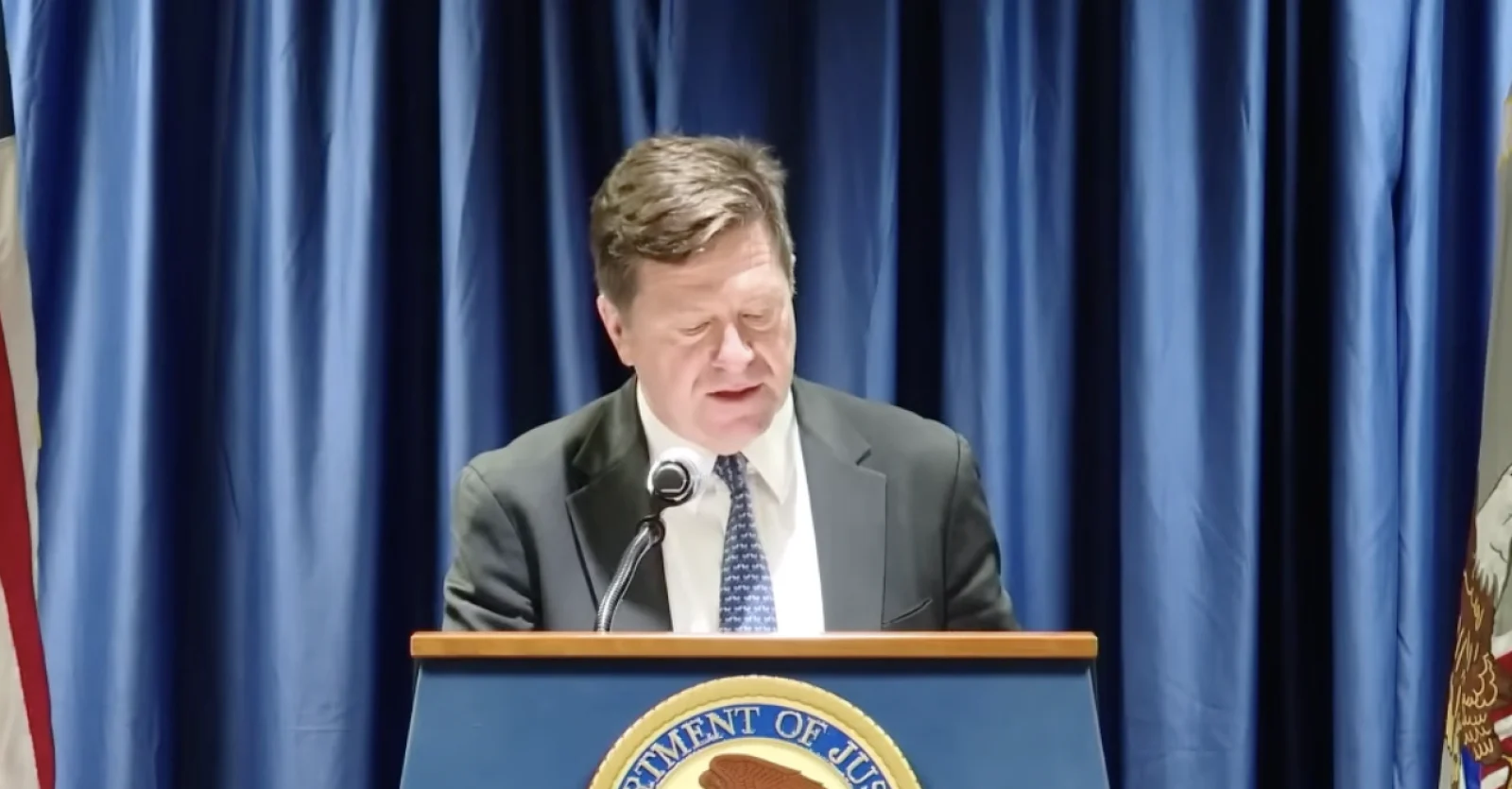 Ex-SEC Chief Who Filed Ripple Lawsuit Takes Oath as Intelligence Director