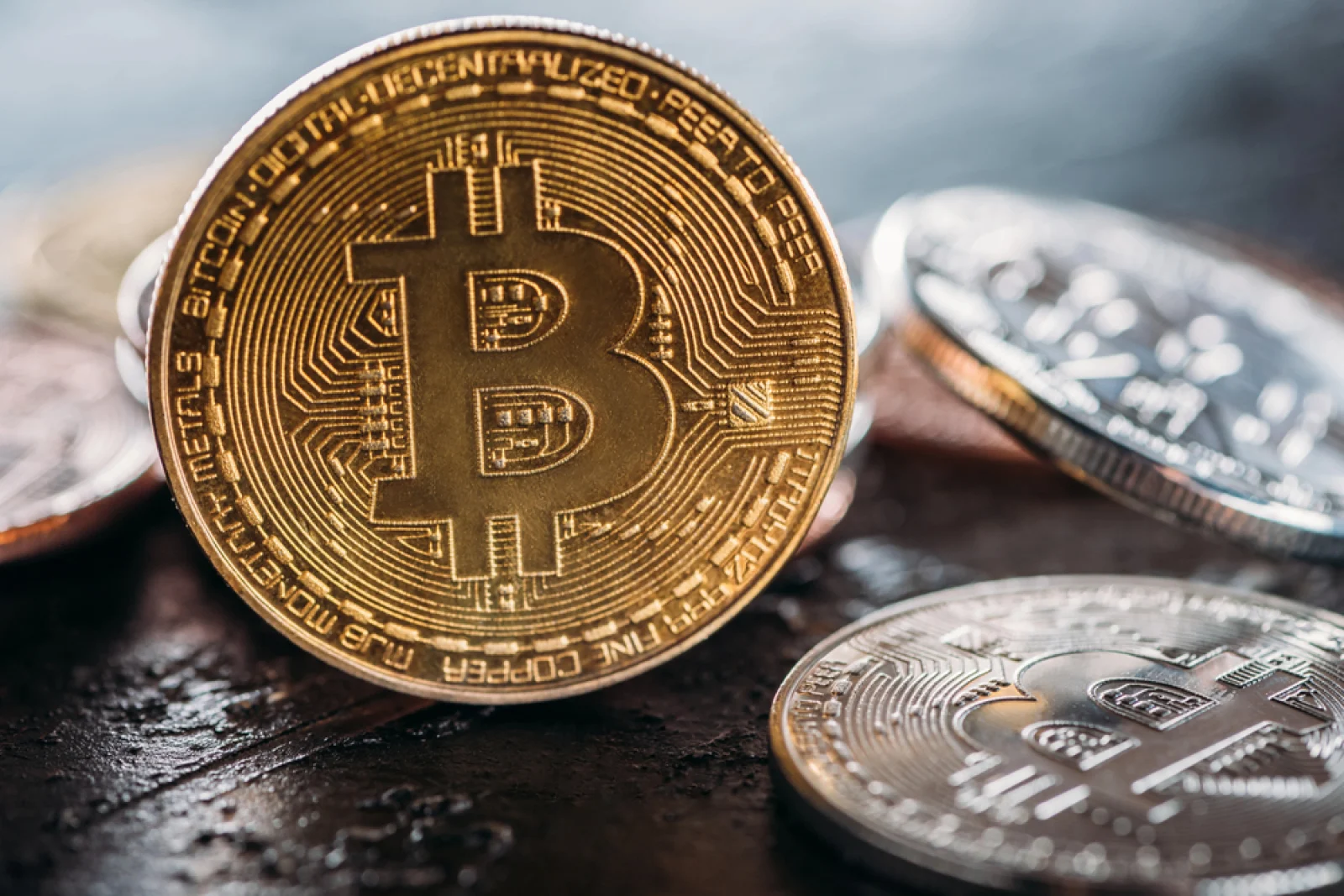 Bitcoin (BTC) Officially Unprofitable: 365-Day Rolling ROI Drops Below 1