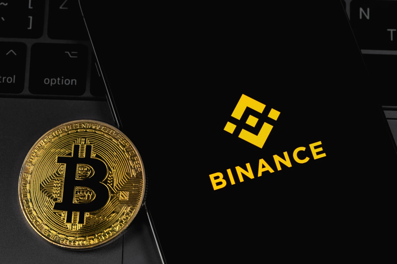 $500 Million USDT Leaves Binance as Bitcoin Rebounds to $65,000