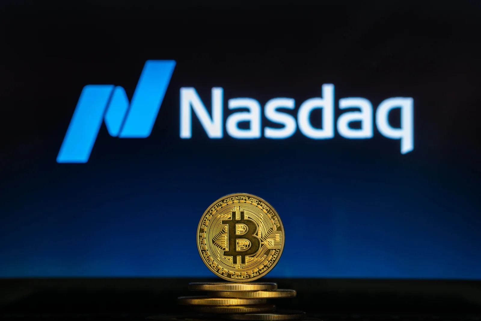 Kryptowalutowy wyprzedaż skarbca: Nasdaq AIXC pozbywa się Bitcoina, XRP i innych na rzecz robotyki
