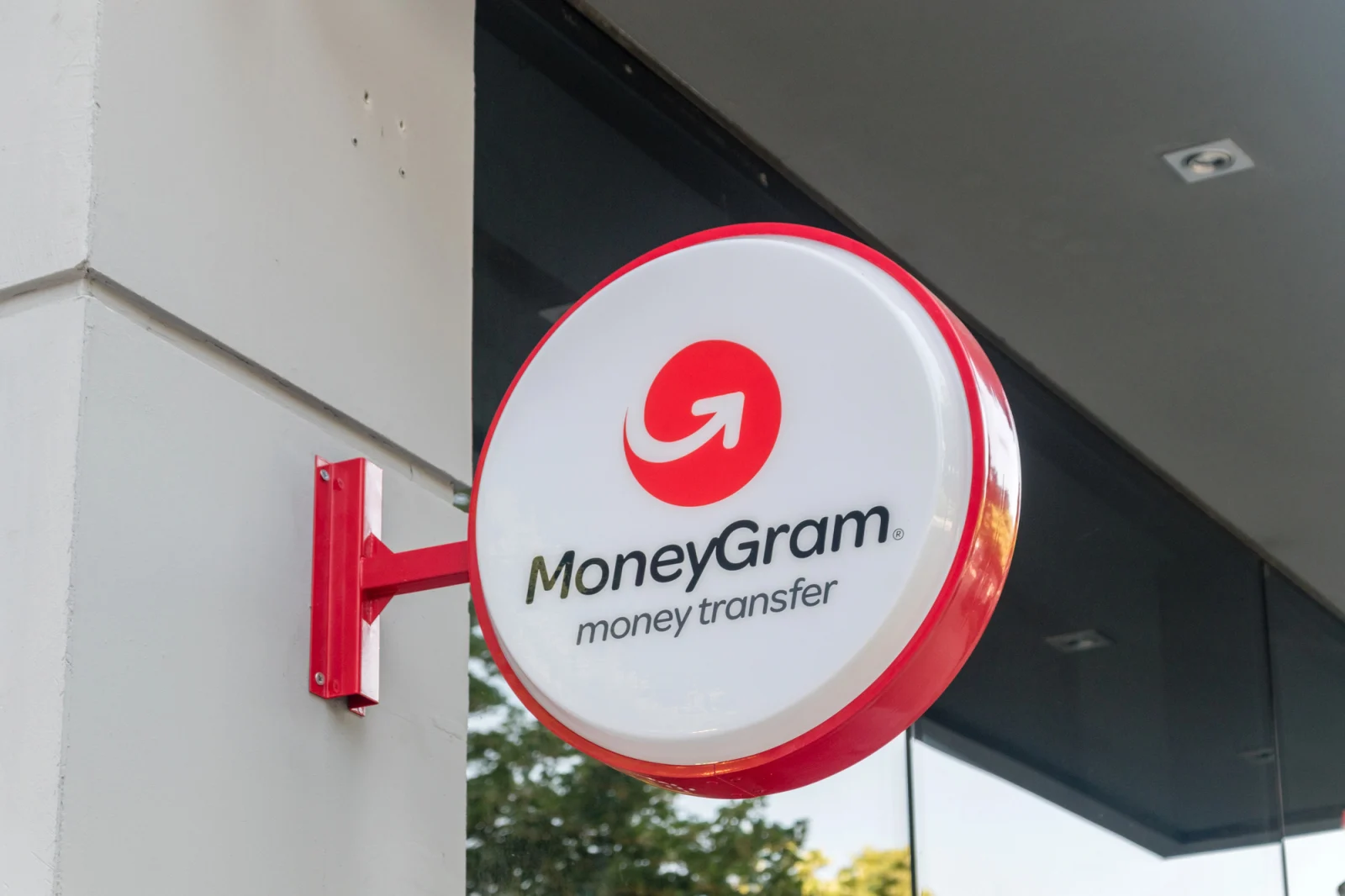Stellar (XLM) to Power MoneyGram's New Stablecoin Visa Card in Colombia